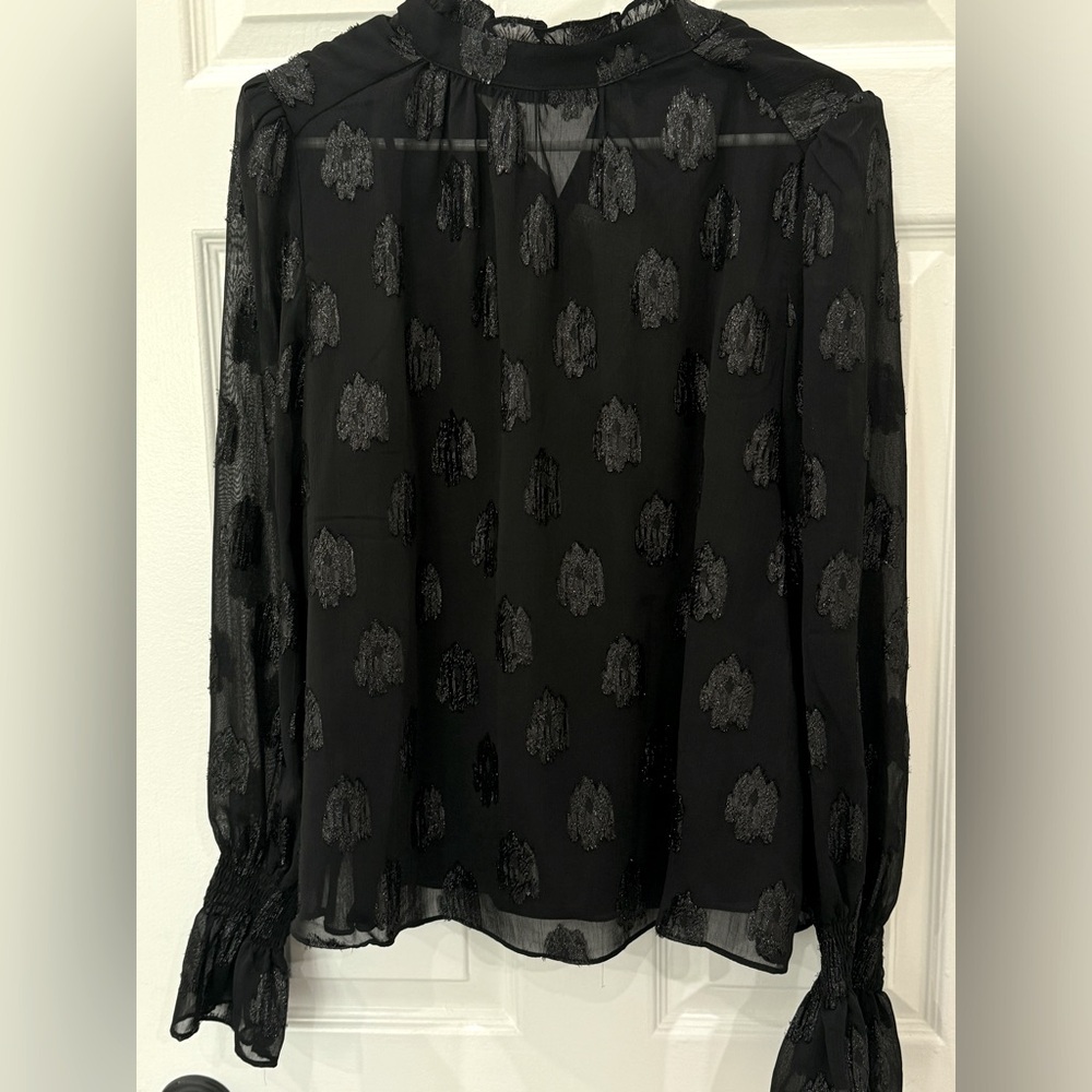 DO+BE Black long sleeve top